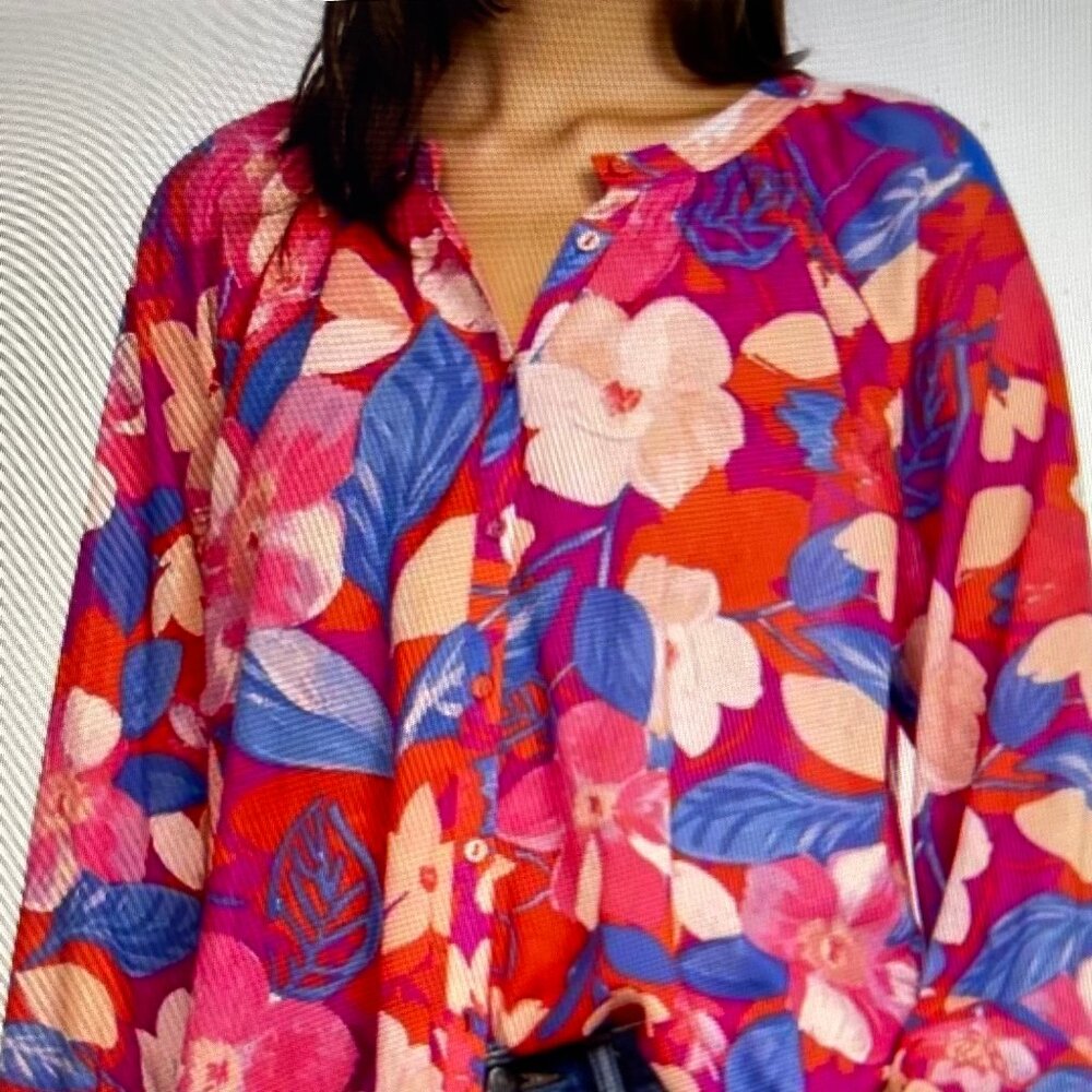 JOHNNY WAS WorkShop 100% Cotton Top with Bold Floral Print: Size Medium: NWOT!! - Picture 2 of 11